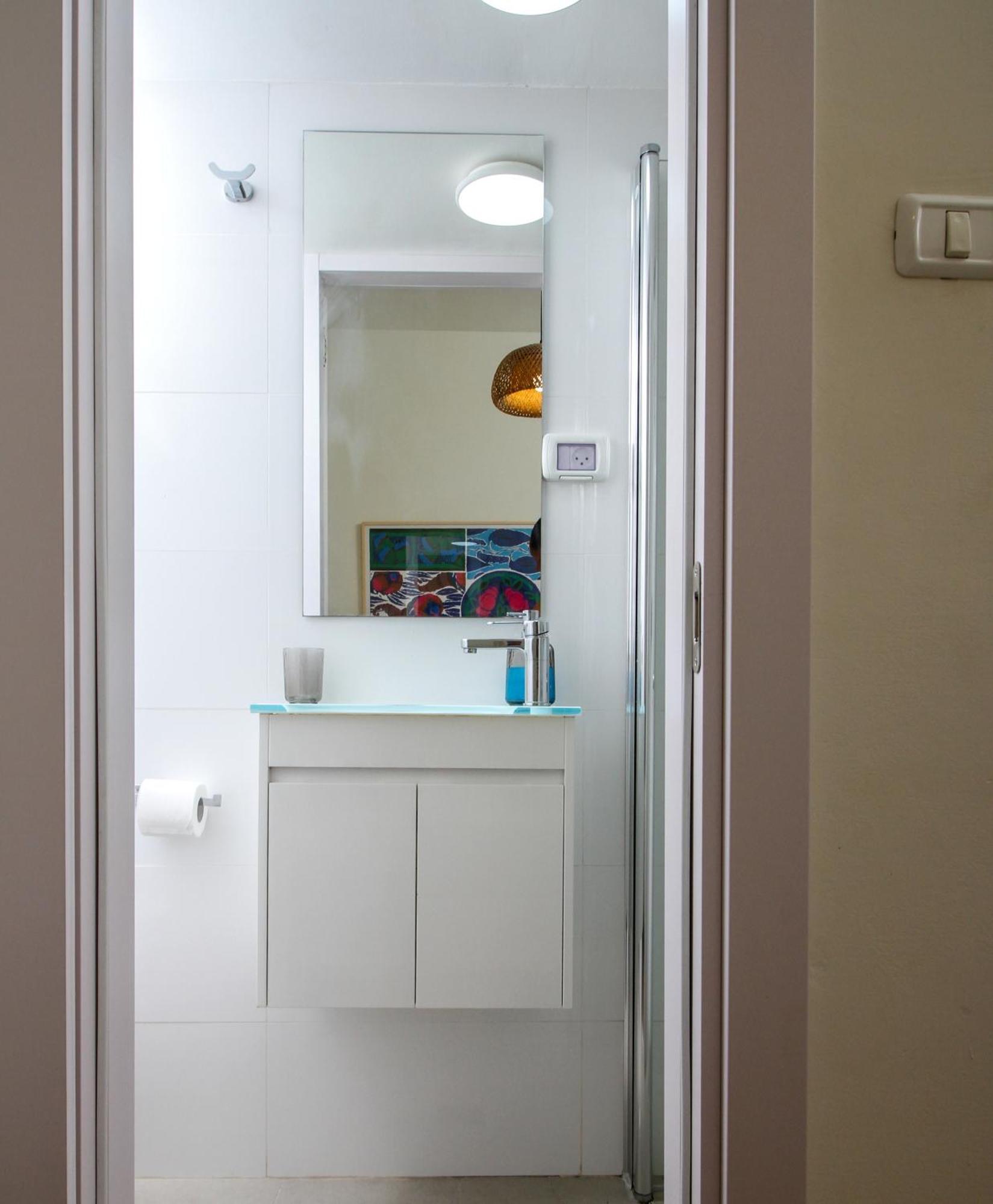 Villa Ono - At Bar Ilan University And Sheba Hospital Qiryat Ono Room photo